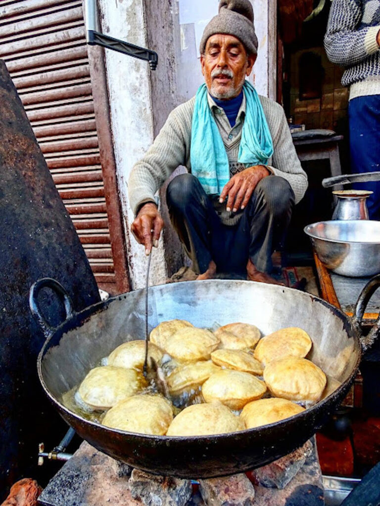 agra-beyond-taj-aloo-bedvi-street-food-of-agra-tour-travelwith