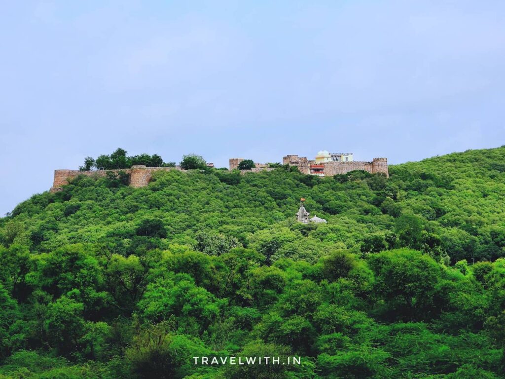 ramathra-fort-luxury-hotel-travelwith