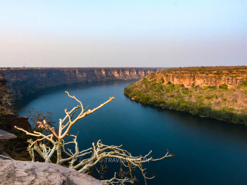 wild-kota-garadia-mahadev-view-of-chambal-river-rajasthan-tourism-add-travelwith